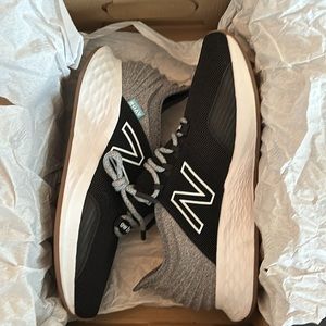 New Balance Fresh Foam Roav